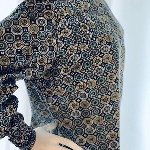 LIZ CLAIBORNE  Blouse - Picture 3 of 6